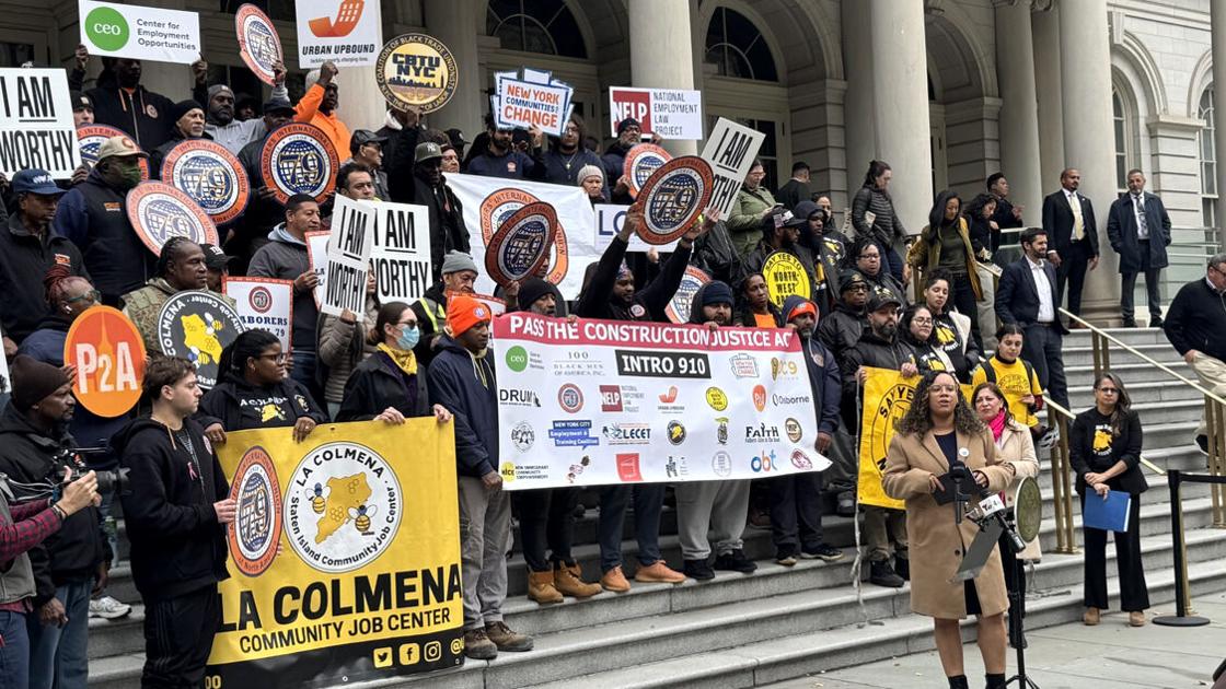 QueensChronicle's tweet image. Advocates are still calling on elected officials to hold a vote on Intro. 910, which would in part set a wage floor for construction workers on city-funded affordable housing projects. It has stalled in committee for more than a year. bit.ly/4oqHjnz