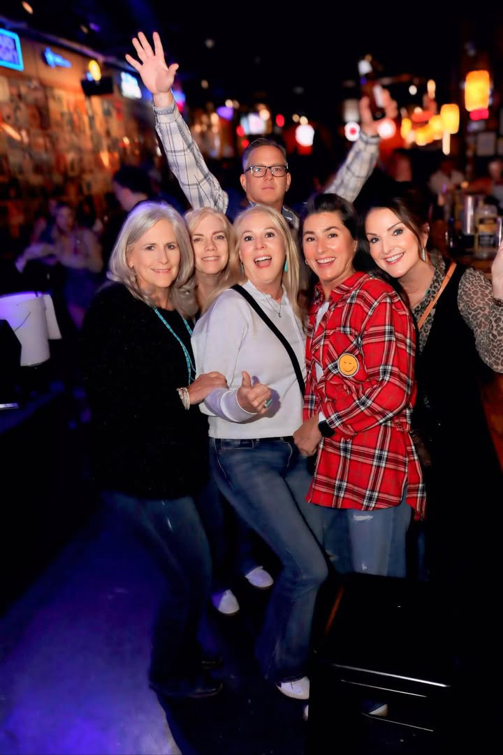 Boots on, bottoms up 🤠