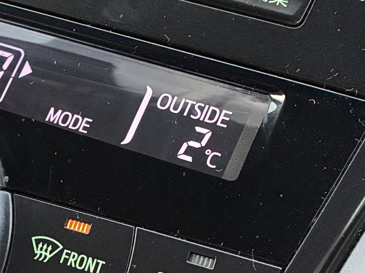 おはようございます
そろそろ凍るな…早めに給湯器の配管やり直しといて良かった_(┐「ε:)_