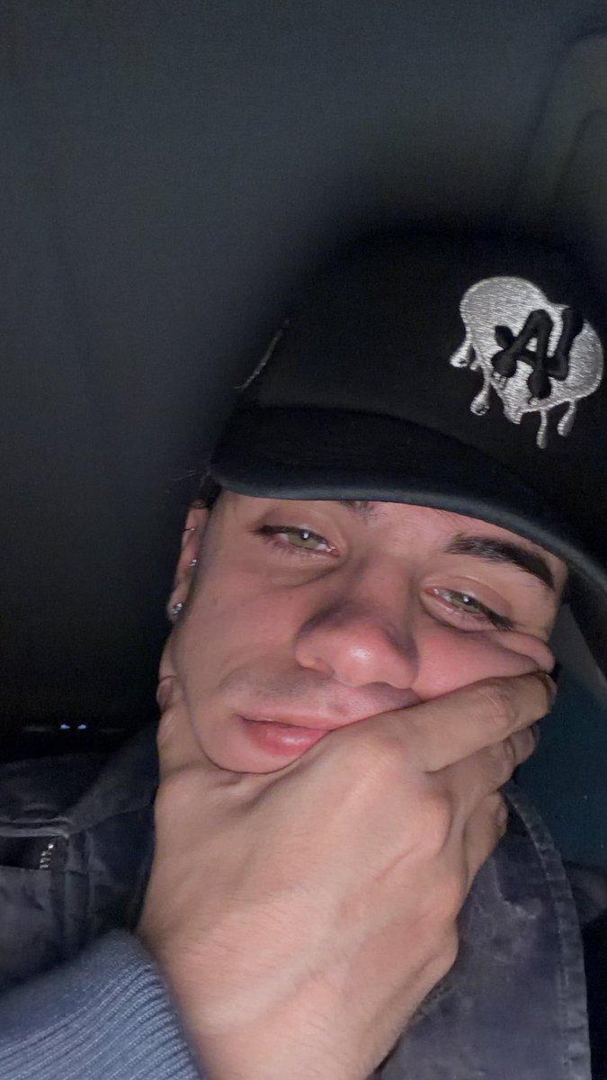 mernuel_'s tweet image. 