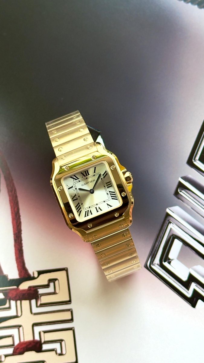 Element_iN_Time's tweet image. We don’t chase the spotlight, we reflect it ✨
27mm Cartier Santos Small 18K YG Silver Dial

elementintime.com/products/27mm-…