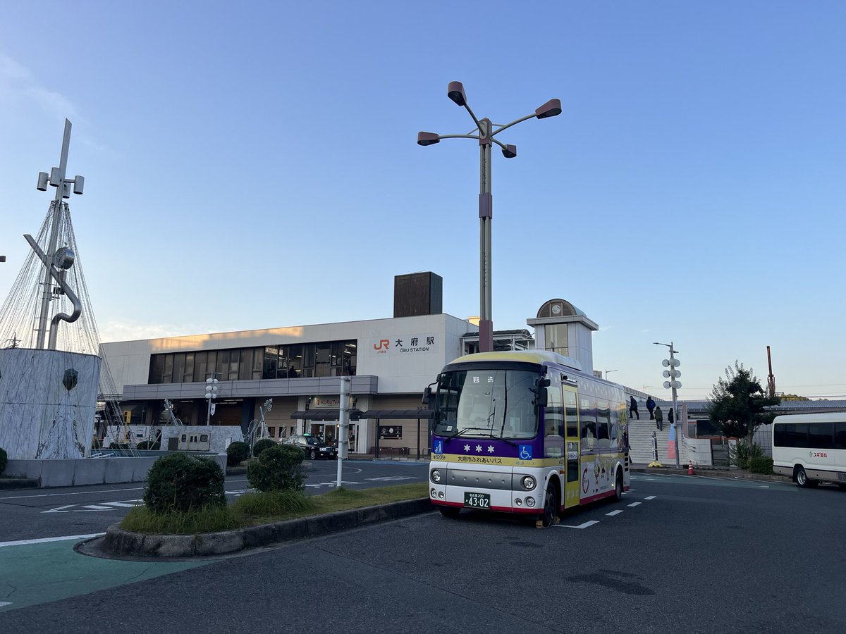 jk0abh's tweet image. 各局おはようございます☀
本日も宜しくお願い致します🙇
今朝はこのマシーンから。
JR東海道線　大府駅
WX：晴れ☀️４℃