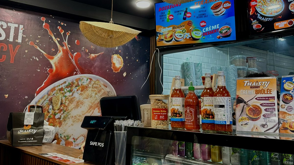 ansamuux's tweet image. La hater est devenue une cliente fidèle 🫣