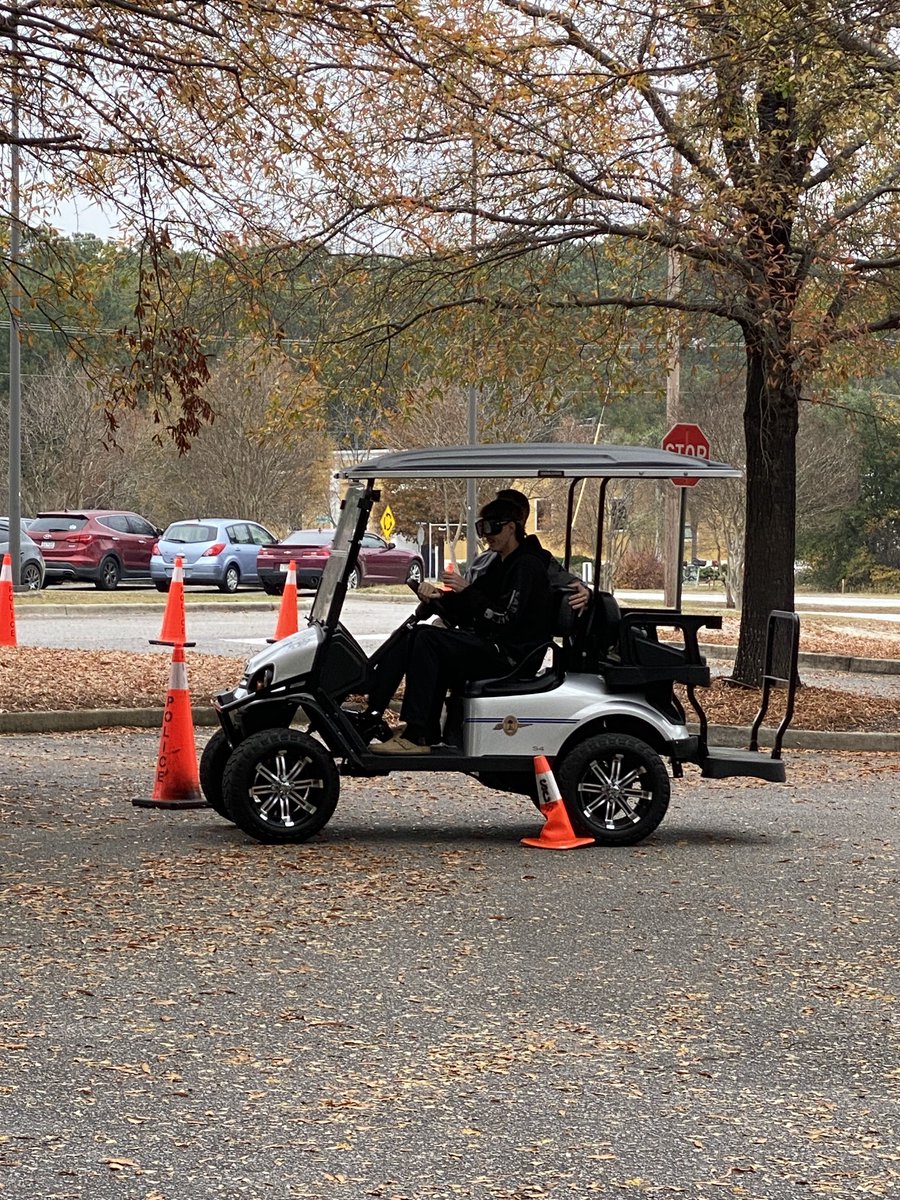 SCHP_Troop1's tweet image. Visited @MidlandsTech today and spent some time with the students talking about the dangers of impaired driving.

Students had the opportunity to drive the golf cart with and without impaired vision goggles to see just how much impairment affects our ability to drive.