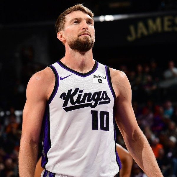 TWolvesLead's tweet image. Domantas Sabonis is OUT for 3-4 weeks with a partially torn meniscus

Timberwolves meet the Kings for a THIRD time this season this upcoming Monday