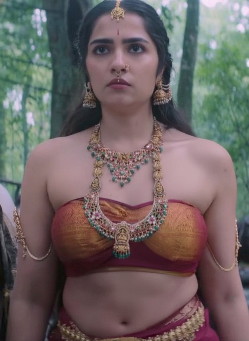 bakwasfellow's tweet image. Actually People Watched Kantara only for this Plot ❤️

#KantaraChapter1