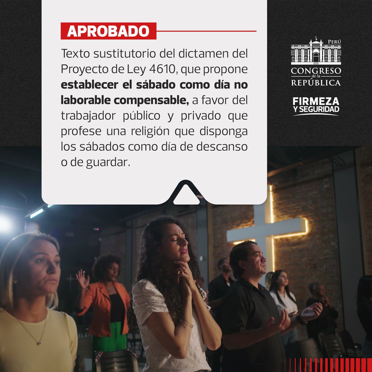 congresoperu's tweet image. En primera votación, el #PlenoDelCongreso aprobó el dictamen que propone establecer el sábado como día no laborable compensable, a favor del trabajador público y privado que profese una religión que disponga los sábados como día de descanso o de guardar.

Quedó pendiente de…