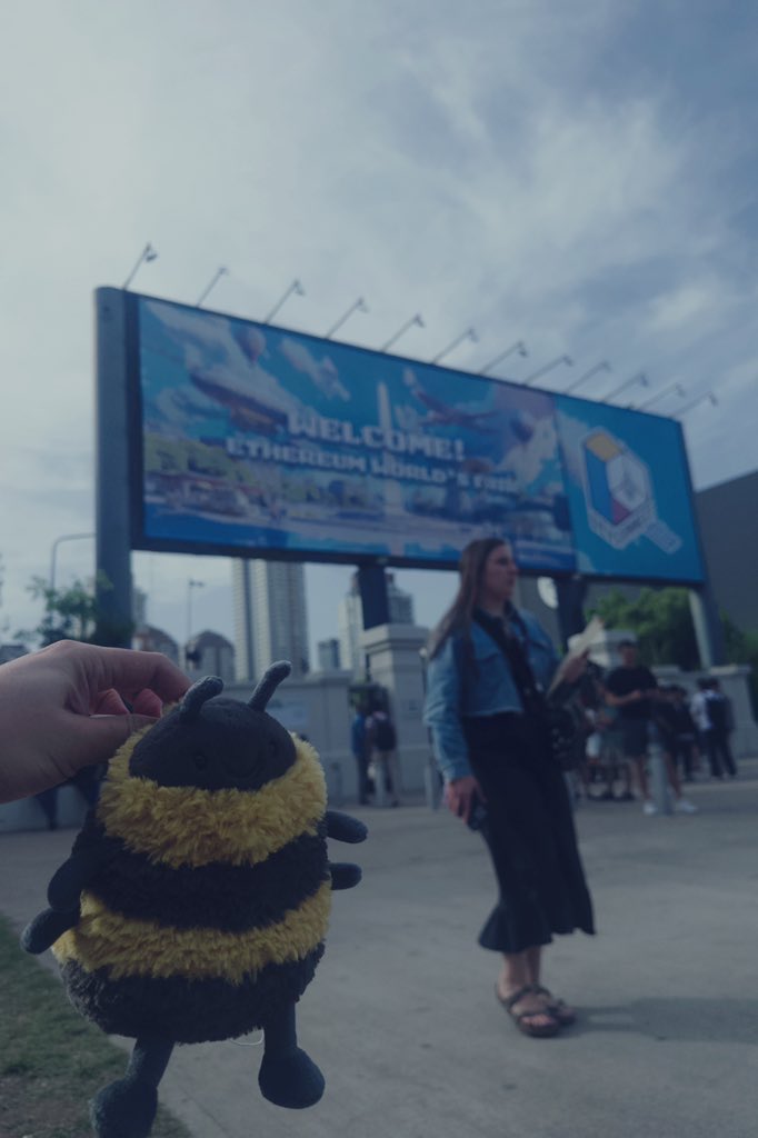 murphy__ts's tweet image. It’s already been a few days at @EFDevcon in Buenos Aires! This is my first Devcon!

I’ve met so many amazing people and discovered a lot of exciting projects. It’s inspiring to see so much talent working to make Web3 better!

#devconnect #ethereum #web3