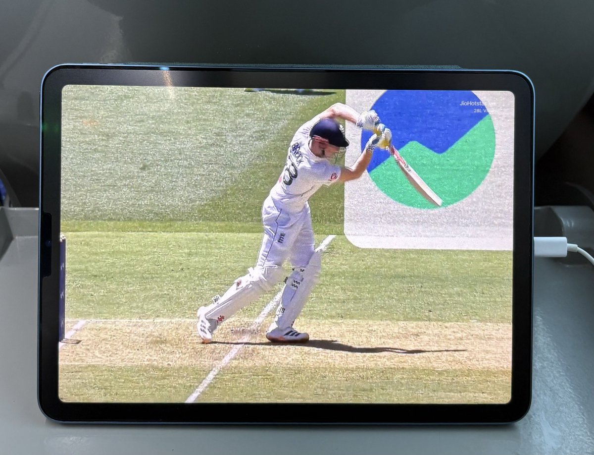 pranav_psingh's tweet image. Makes it to the Vande Bharat!
#Ashes2025