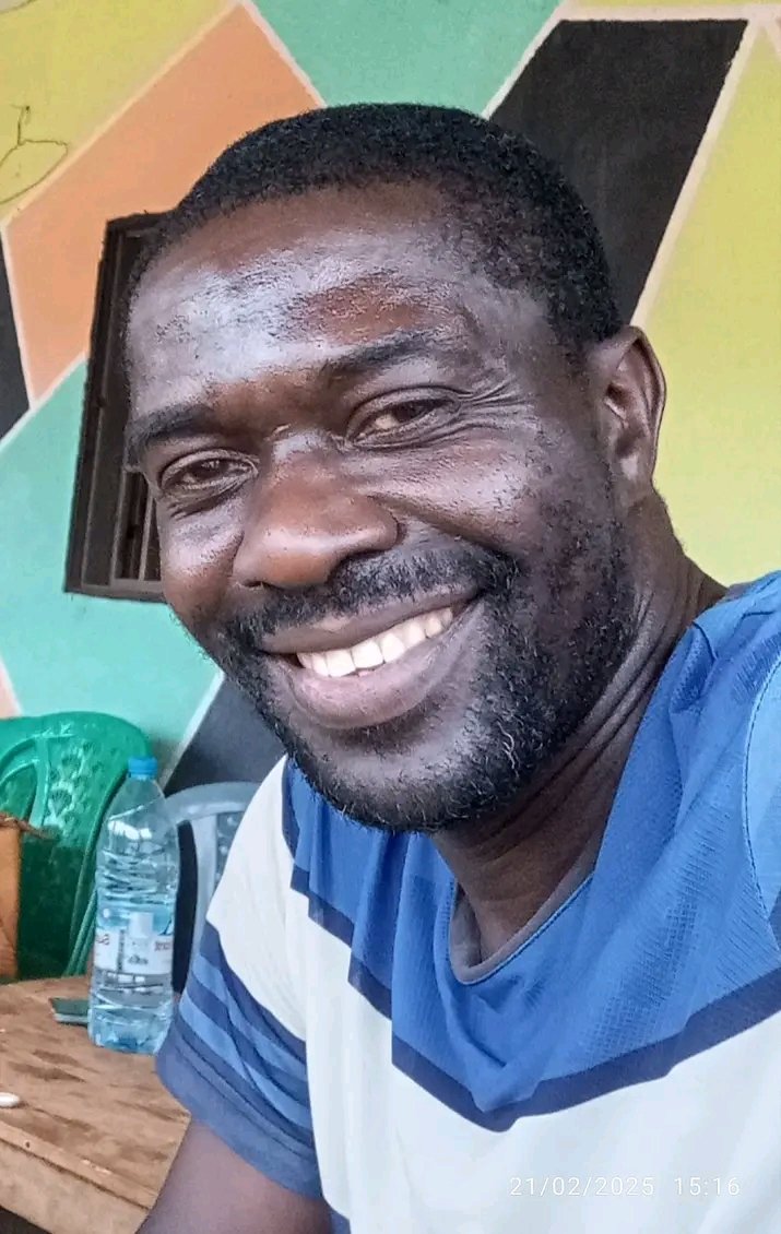 Il y a quelques heures, Ludovie Daga, militant du MRC, a été placé sous mandat de détention provisoire à la prison centrale de Yaoundé-Kondengui.

#FreeCameroon