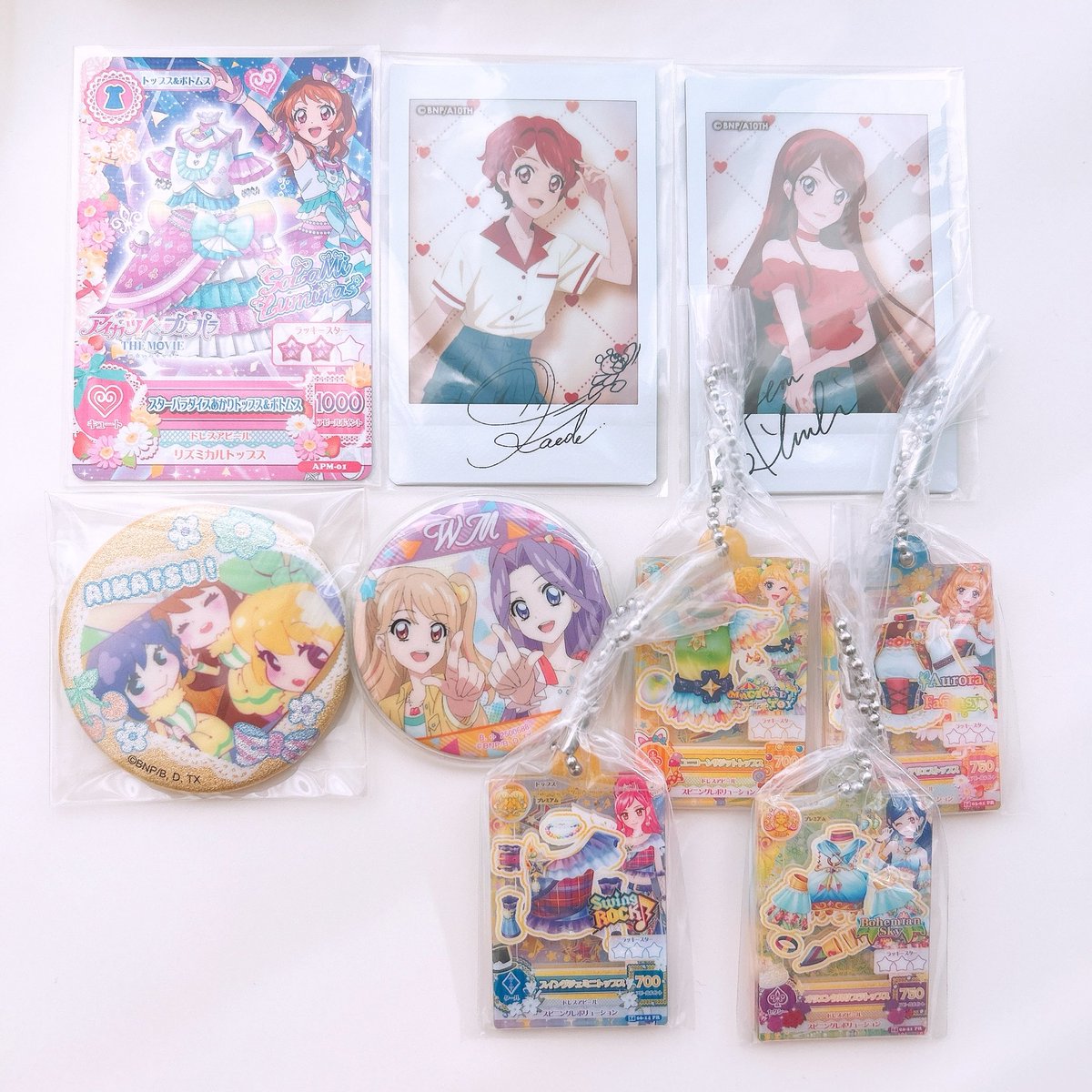 knqcbs's tweet photo. アイカツ　アイカツカード　交換
譲→画像
求→同異種霧矢あおい
⭐️映画特典は同種スミレ、カレンダーガール缶バッジは同種のみの交換
⭐️カードチャームはカレイドミラー・天の川コズミックを求めております
📮郵送希望です
お気軽にお声がけお願いいたします！ https://t.co/RrgKF7TrSp