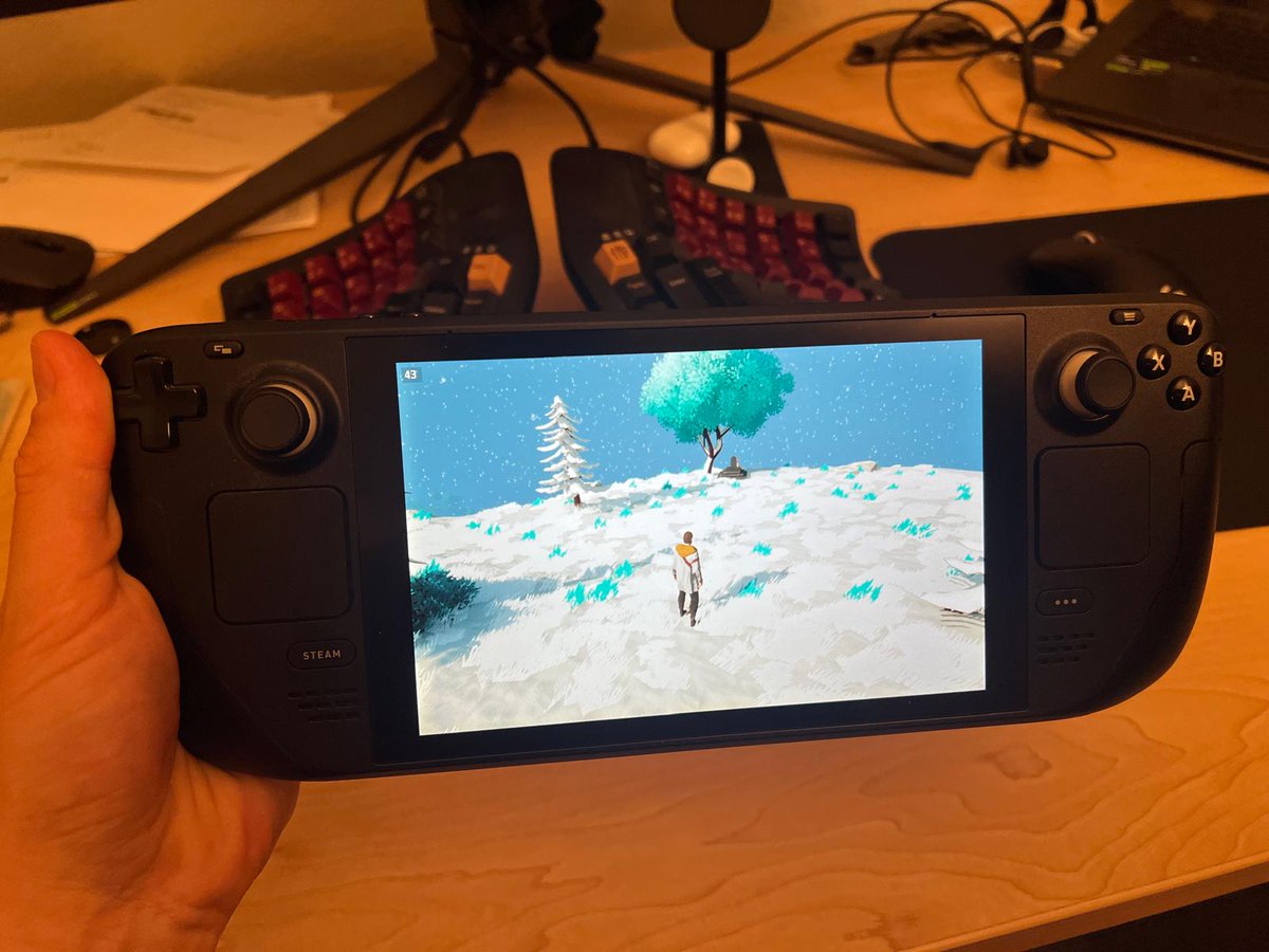 Any #Linux fans here? 

Happy to report Kinsfolk now runs on #SteamDeck and finally looks like it’s supposed to! 🎉

I pushed a native linux build, and made some custom optimizations for steam deck so it runs nicely out of the box - feeling really good about this!