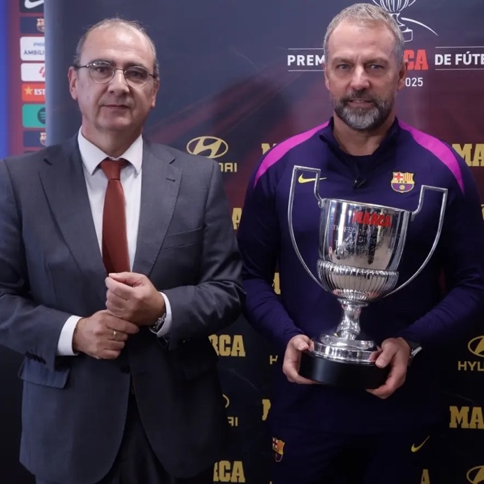 Hansi Flick Crowned Best Coach in Spanish Football for 2025 - 1