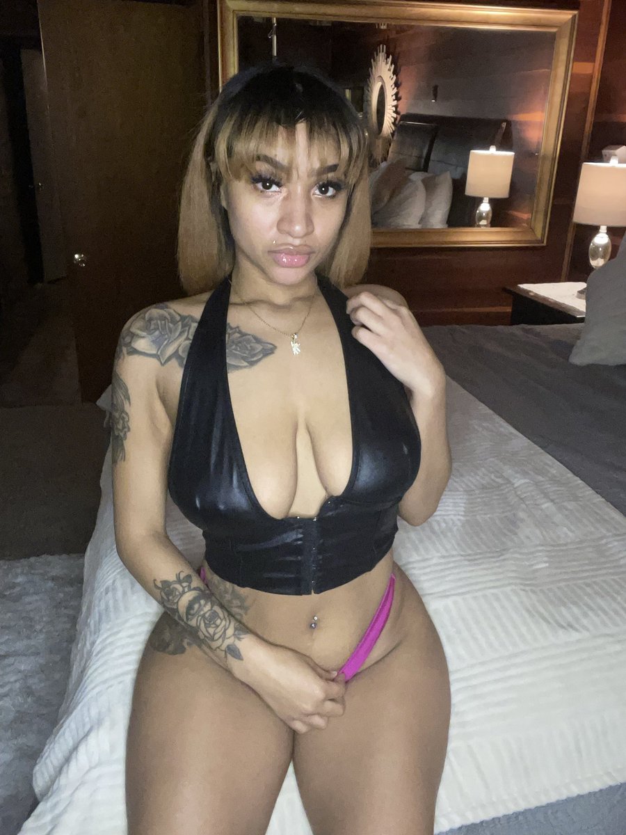 The stars align 1 of 1 for one on one Chemistry exclusively #DiamondEuphoria  <a href="/LoveRanchNV/">LoveRanch</a> ✨ 

DiamondEuphoria@LoveRanch.Net