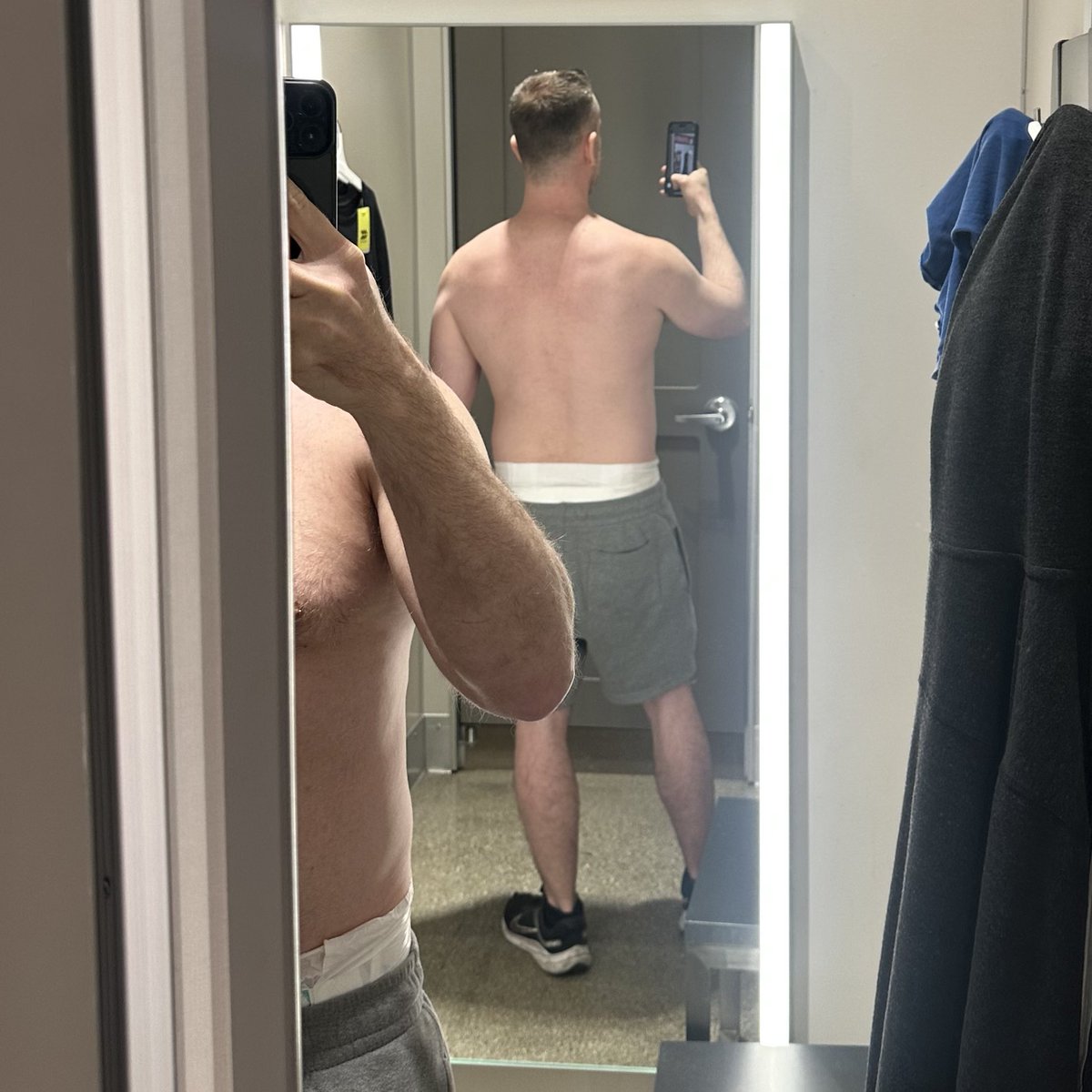 themiddlebro 🔜 CAP/MAP ✈️ tweet media