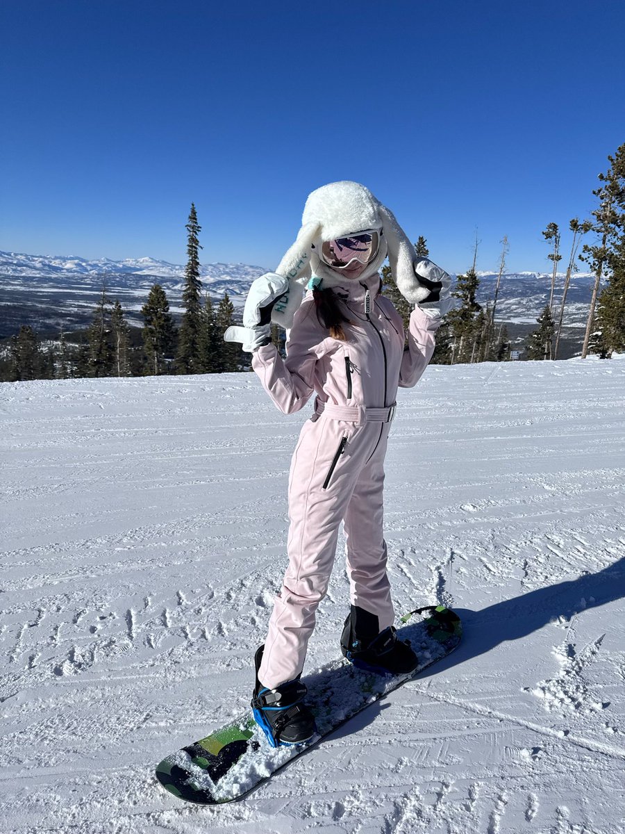 smeepsx's tweet image. snowboarding smeeps?