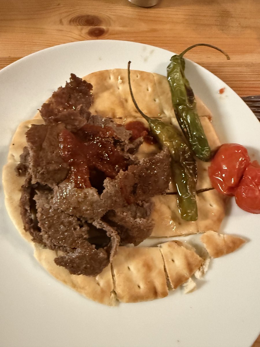 cansimitus's tweet image. Evde döner olayına ben de katıldım ve itiraf ediyorum, çok iyi.