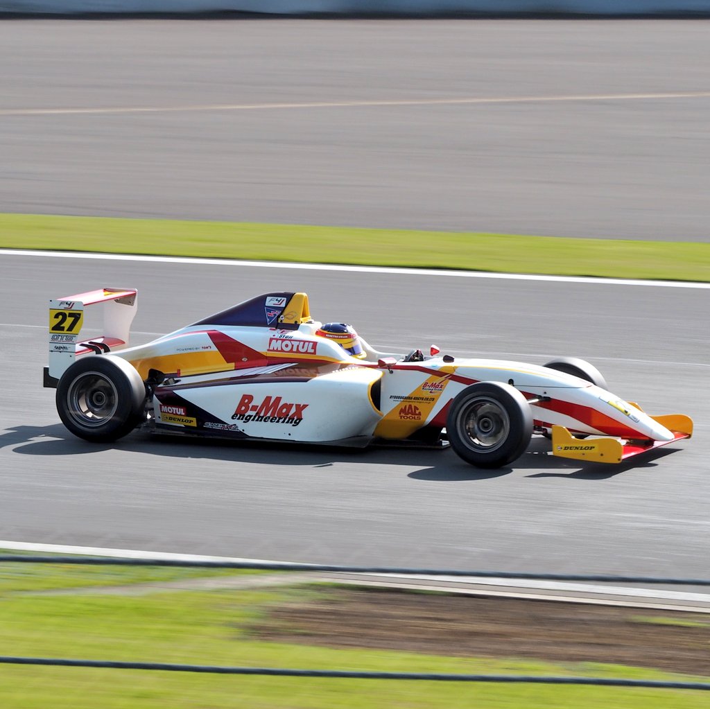 ne2_toshi_2's tweet photo. 2019 FIA-F4 Japanese Championship
Round 3, 4 Fuji Speedway
Independent Cup
B-MAX ENGINEERING
#27 B-MAX ENGINEERING F4
SYUJI 選手
#FIAF4
#富士スピードウェイ
#BMAXENGINEERING
#SYUJI https://t.co/ACIaO4LuXn