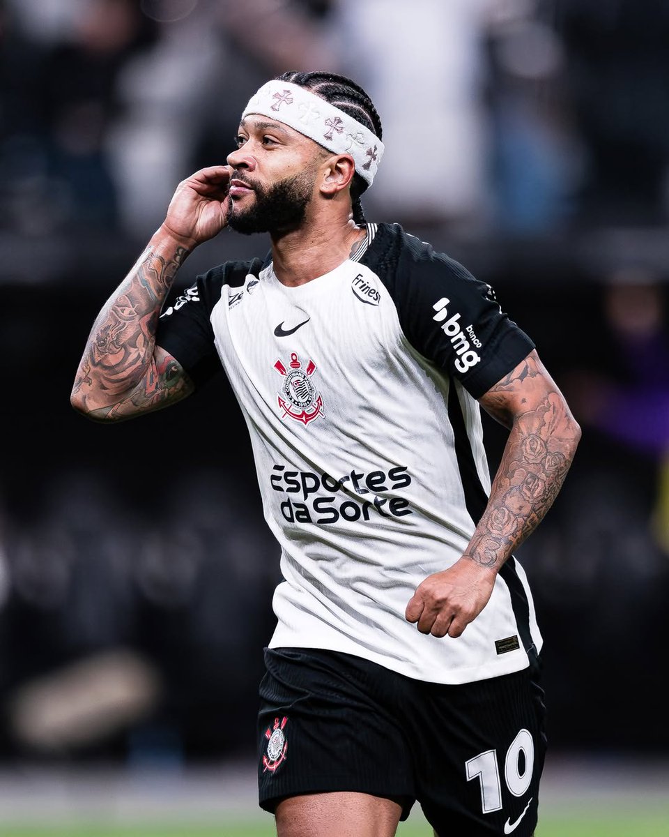 ruanrlx's tweet image. A tal da aura Corinthiana.

Memphis de tranças é cinema!