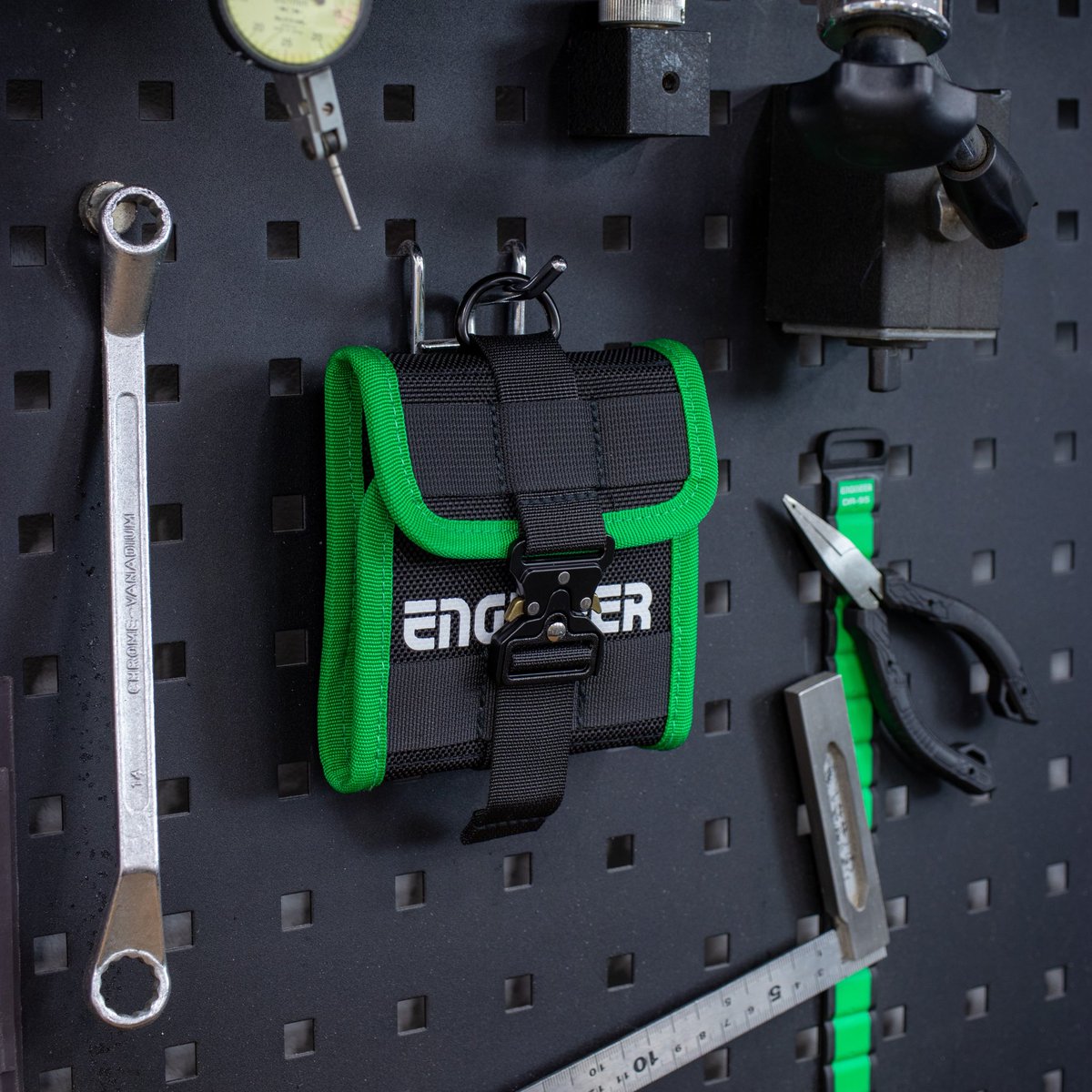 📣プレゼント企画🎁
【リポスト＆フォローで応募】 カラー選べる！「KS-45 or KS-45P」が抽選で2名様に当たる！ 修理に便利なあらゆるネジに対応しているスタイリッシュツールキットをゲットするチャンス！🦖ぜひご応募（この投稿をリポスト♻＆フォロー🙍‍♂️）ください！(～12/1〆)