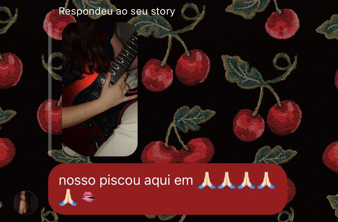 mpbibiaa's tweet image. posto um story
alvo: nem olha
minha amiga na dm: