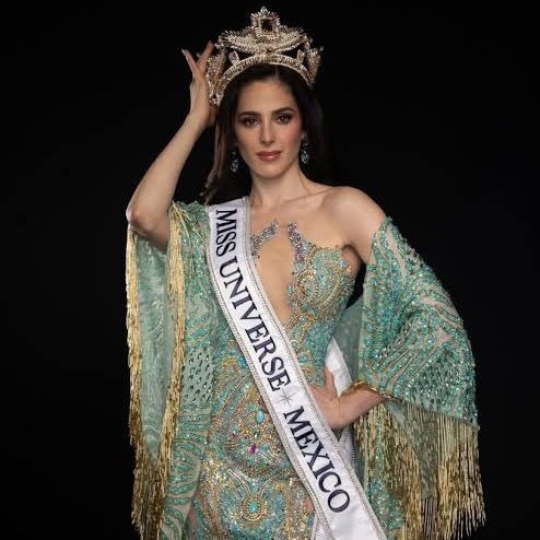 AgosSalazar06's tweet photo. Es por acá okay.... #MissUniverse https://t.co/Ngy1FVwdAG