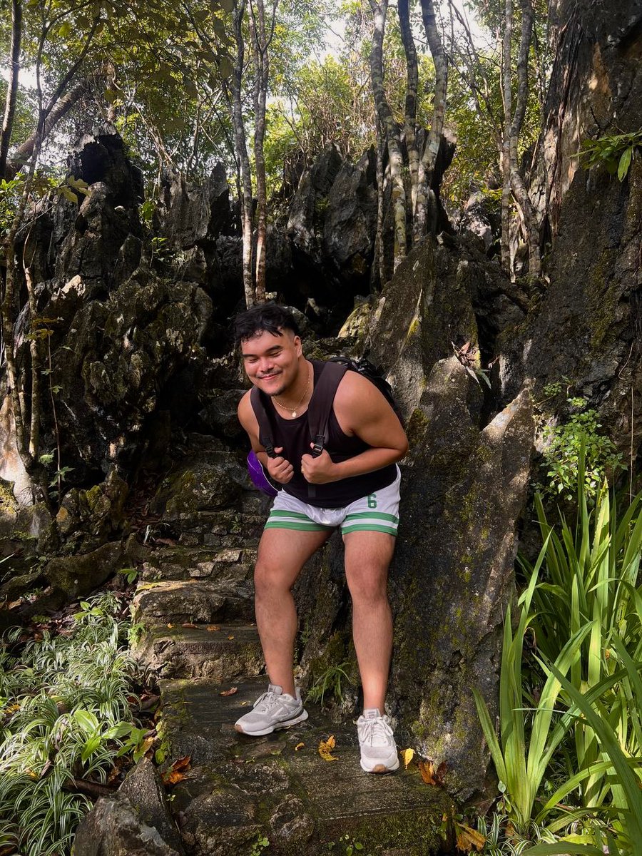 InvictusAnimo's tweet image. This is what outdoor fun looks like to me 🫶