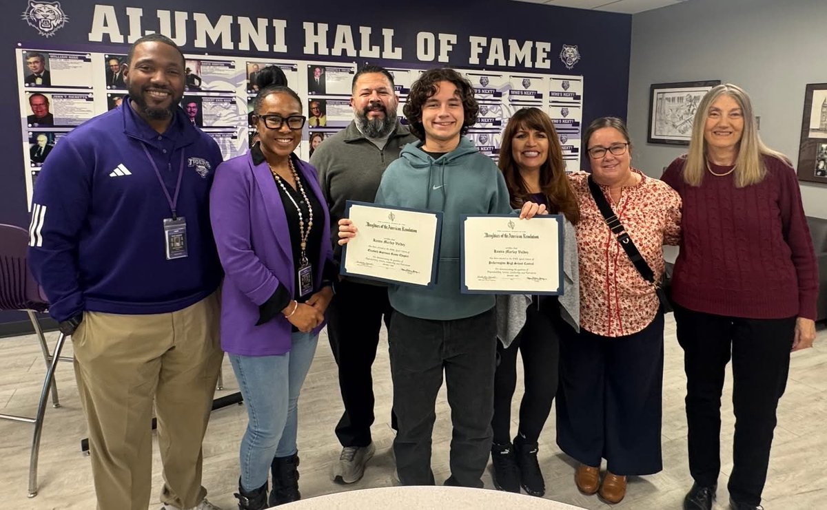 RoshawnParker's tweet image. Congratulations Keanu!! Such a phenomenal young man!! #TigerUp #TigersTIE #TrustIntegrityEmpathy