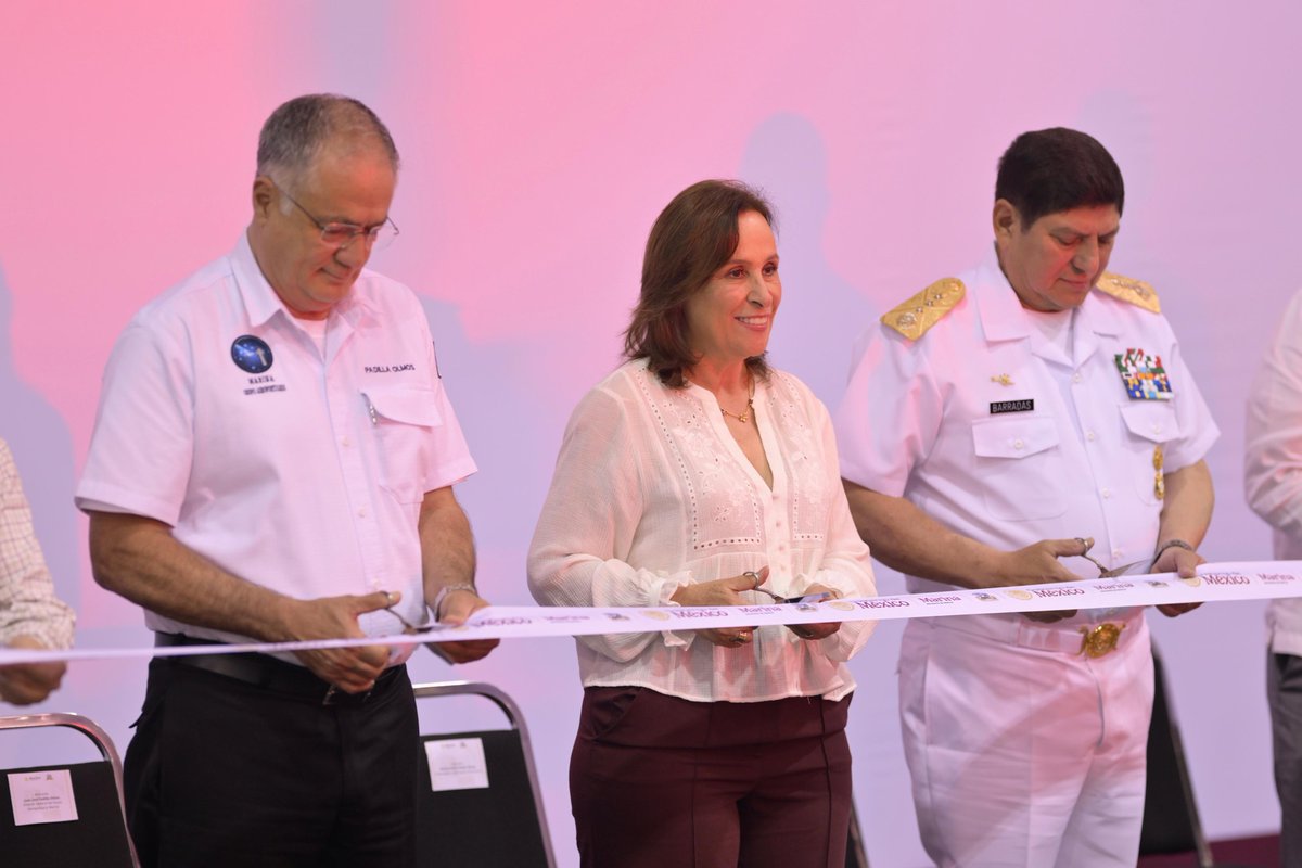 EspejoDelPoder_'s tweet image. Esta es su casa, Gobernadora agradece a la Marina por su apoyo a Veracruz ante la contingencia espejodelpoder.com/esta-es-su-cas… a través de @EspejoDelPoder_