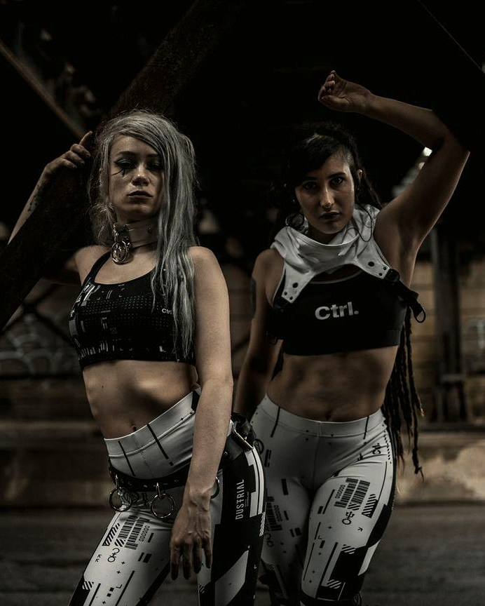 dustrial's tweet image. World Wide Wasteland
#cyberpunk #usergenerated #leggings #sportsbra