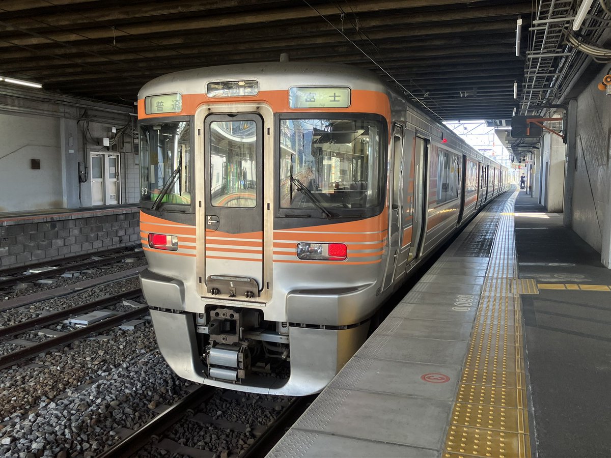 身延線運用の313系8Kに乗った感想 3時間半とは思えないほどあっという