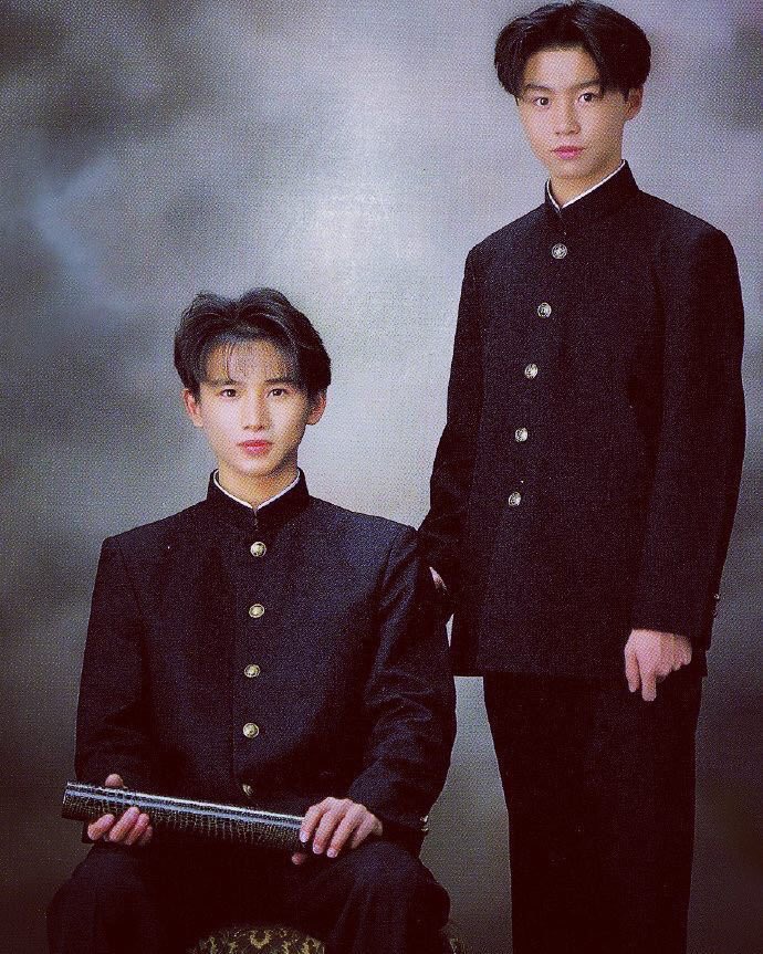 kinki_1010's tweet photo. グッズがもう家族写真なんよ
#DOMOTO https://t.co/jvx0MmqUrB
