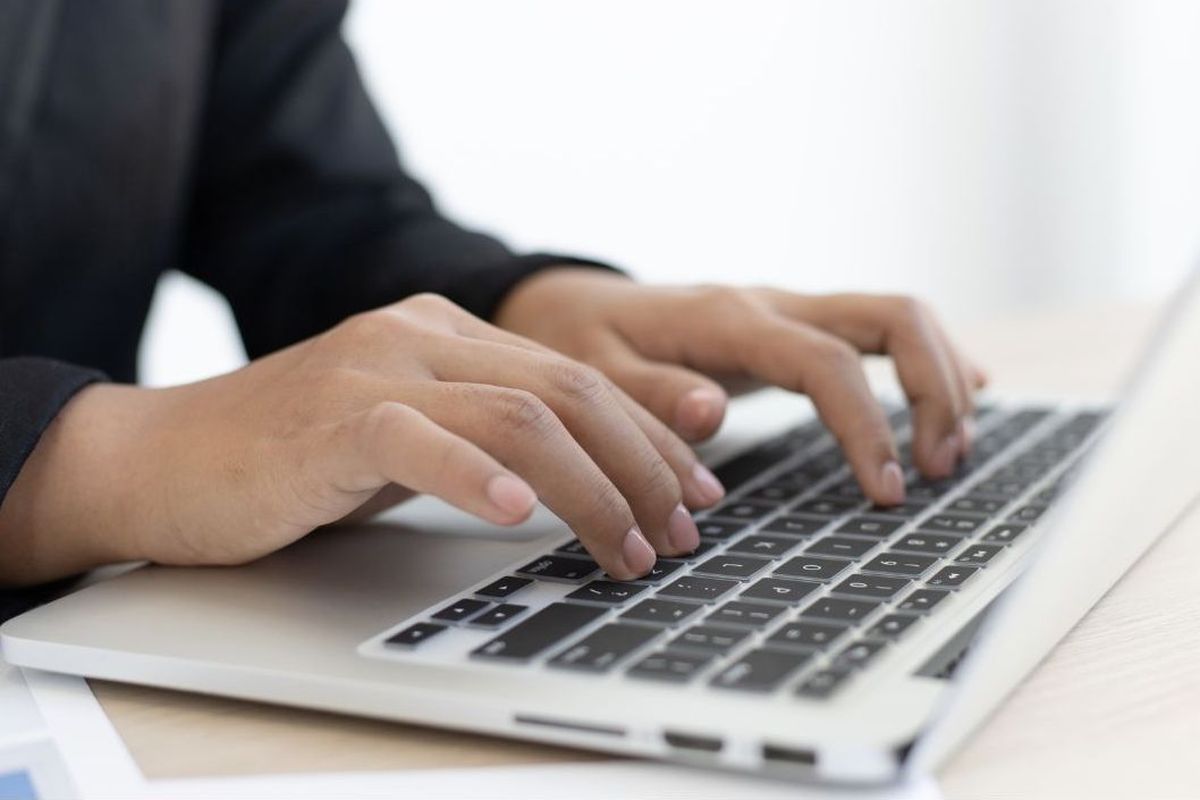 RadioSmartFM's tweet image. Seek, perusahaan induk Jobstreet dan Jobsdb, merilis temuan terkait penipuan lowongan kerja di Asia Pasifik.

Indonesia menjadi pusat penipuan lowongan kerja terbesar, menyumbang 38 persen di Asia Pasifik dan 62 persen dari total penipuan lowongan kerja di Asia.

#SmartNews