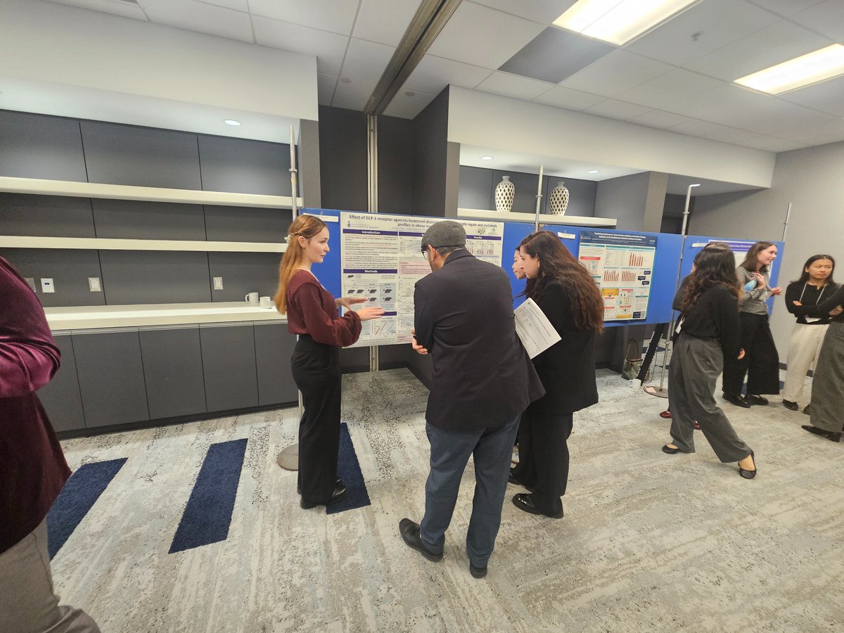 nutrisci_uoft's tweet image. A shoutout to our Top 10 Research Day Poster Finalists! Judges had a full slate reviewing exceptional work and the competition was tough.
Proud of all the presenters and grateful to our judges for their thoughtful evaluations! #DNSResearchday2025 #Posterpresentations