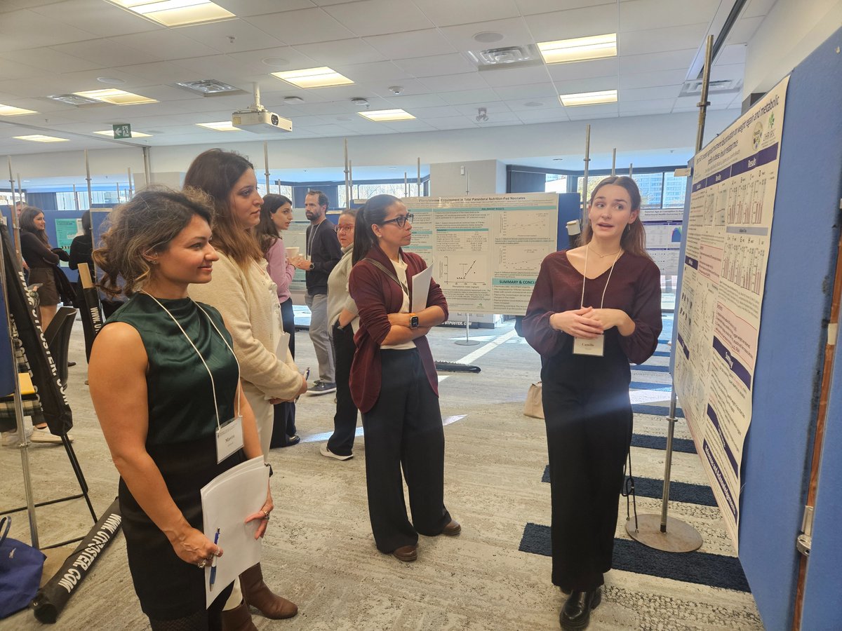 nutrisci_uoft's tweet image. A shoutout to our Top 10 Research Day Poster Finalists! Judges had a full slate reviewing exceptional work and the competition was tough.
Proud of all the presenters and grateful to our judges for their thoughtful evaluations! #DNSResearchday2025 #Posterpresentations