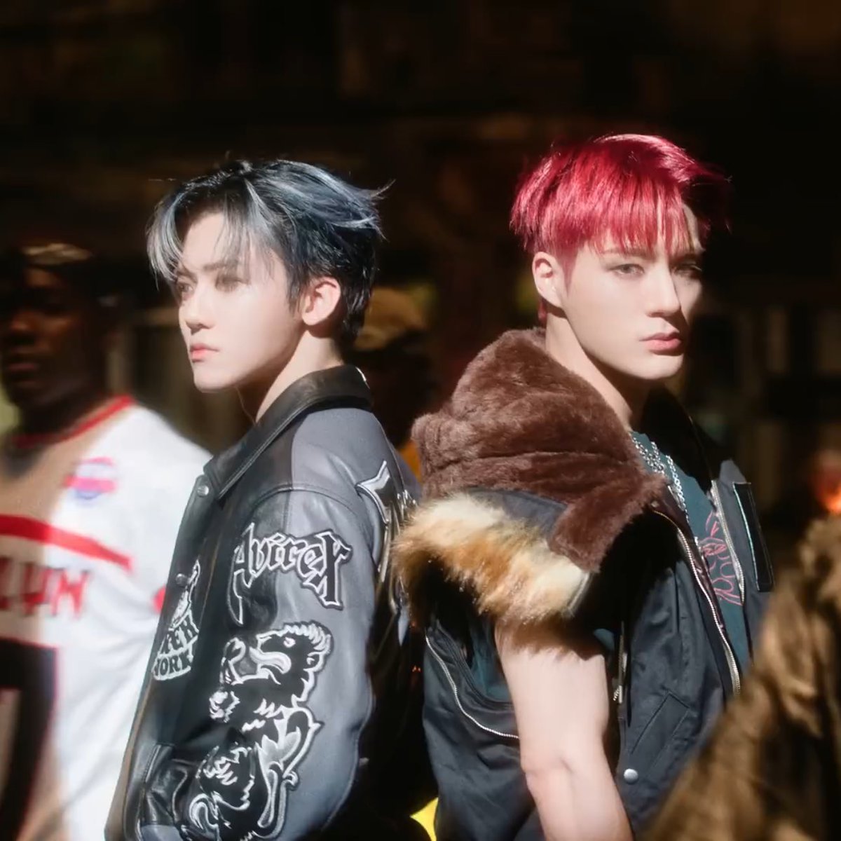 251121 엔시티드림 빗잇업 뮤직뱅크 사녹 후기

인트로 첫등장이 재민제노 페어 파트임😁 댄스브레이크 꽤 길고 멋있당 ㅜㅜ! 댄브 마지막 재민이 완죤 멋진 파트 있음 !! 재민제노 페어는 뮤뱅에서만 볼 수 있고 내일부터는 페어 바뀌는 것 같음(음중 아마도 해찬 +..)

#제노 #JENO #재민 #JAEMIN