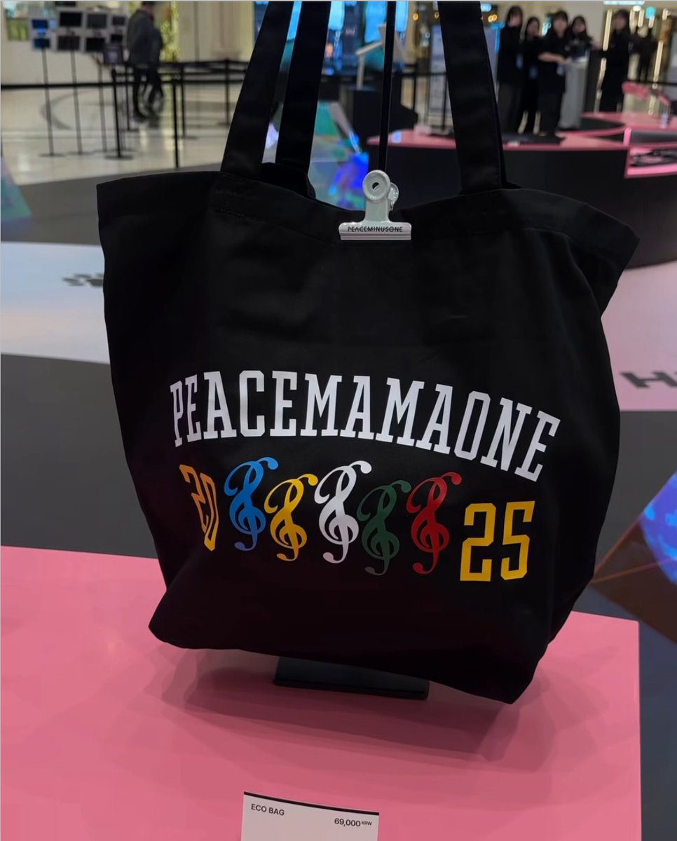 G6P8FwDb0AE8hb4.jpg?format=jpg