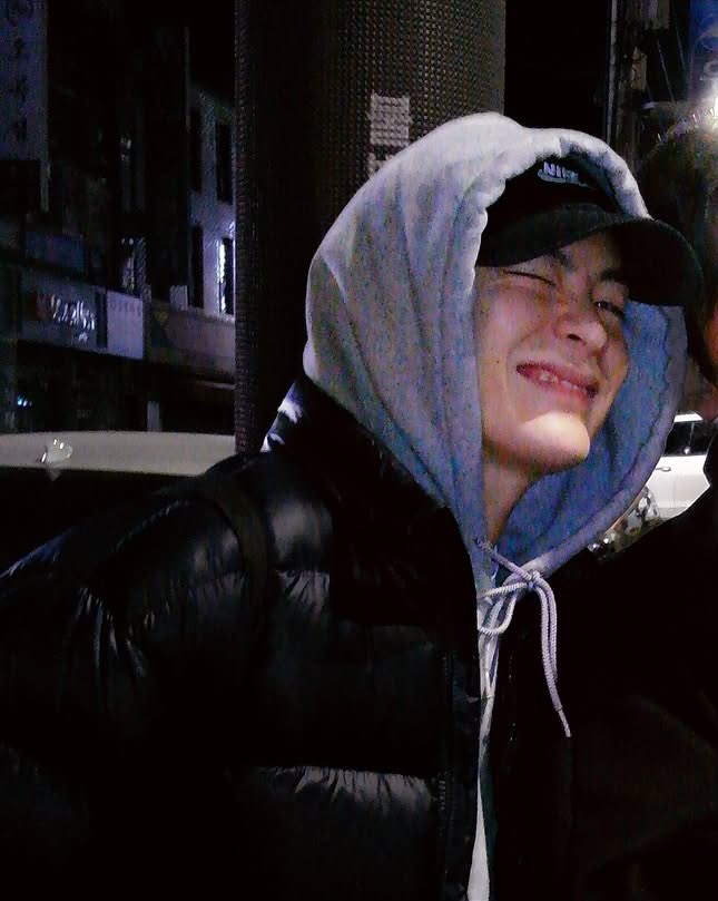 아 얼굴 개ㅁㅊ ♡ 
이렇게 90년대 감성을 말아주시면 좋아서 죽죠 ㅠ_ㅠ