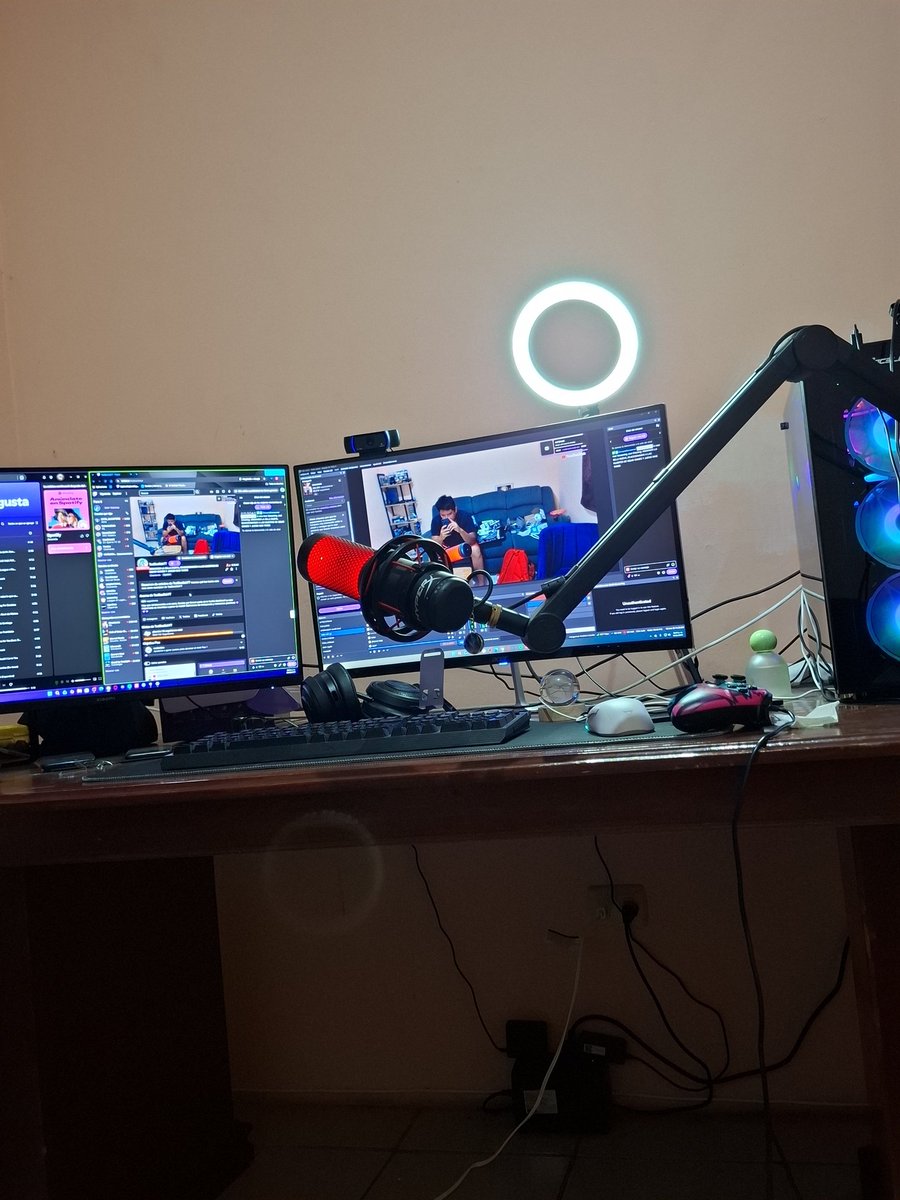 En stream ahora! twitch.tv/tealbasiliskyt…