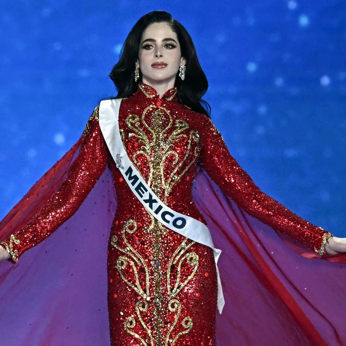 ¿Alguien más necesita a <a href="/marthadebayle/">marthadebayle</a> narrando este momentazo?