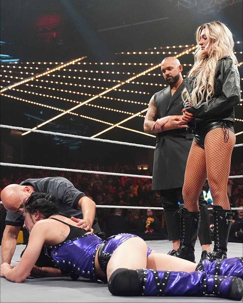 Cold to the core. ᭪ NOT @izzi_wwe. tweet media