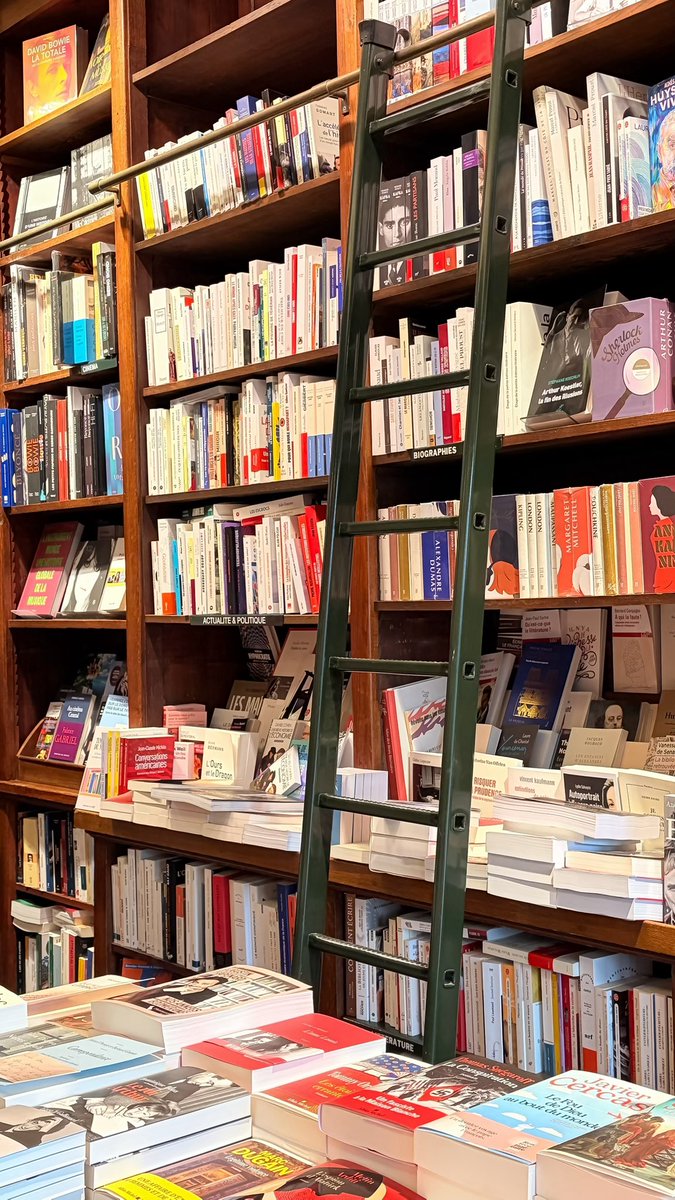 684's tweet image. عِش ضَاحِكاً مَهمَا شَقِيت إنَّ 
الجُروحَ بصَوتِ الضَّحِكِ تَلتَئِمُ