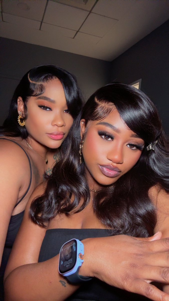 __jamrah's tweet photo. Happy Mf Birthday Pretty Foo 🎉 Hope you enjoy your special day. Keep being you💯 Ain't no friend like my friend 🖤 Thank you for always having my back @Pretty_Foo https://t.co/QnAeQbgYeS