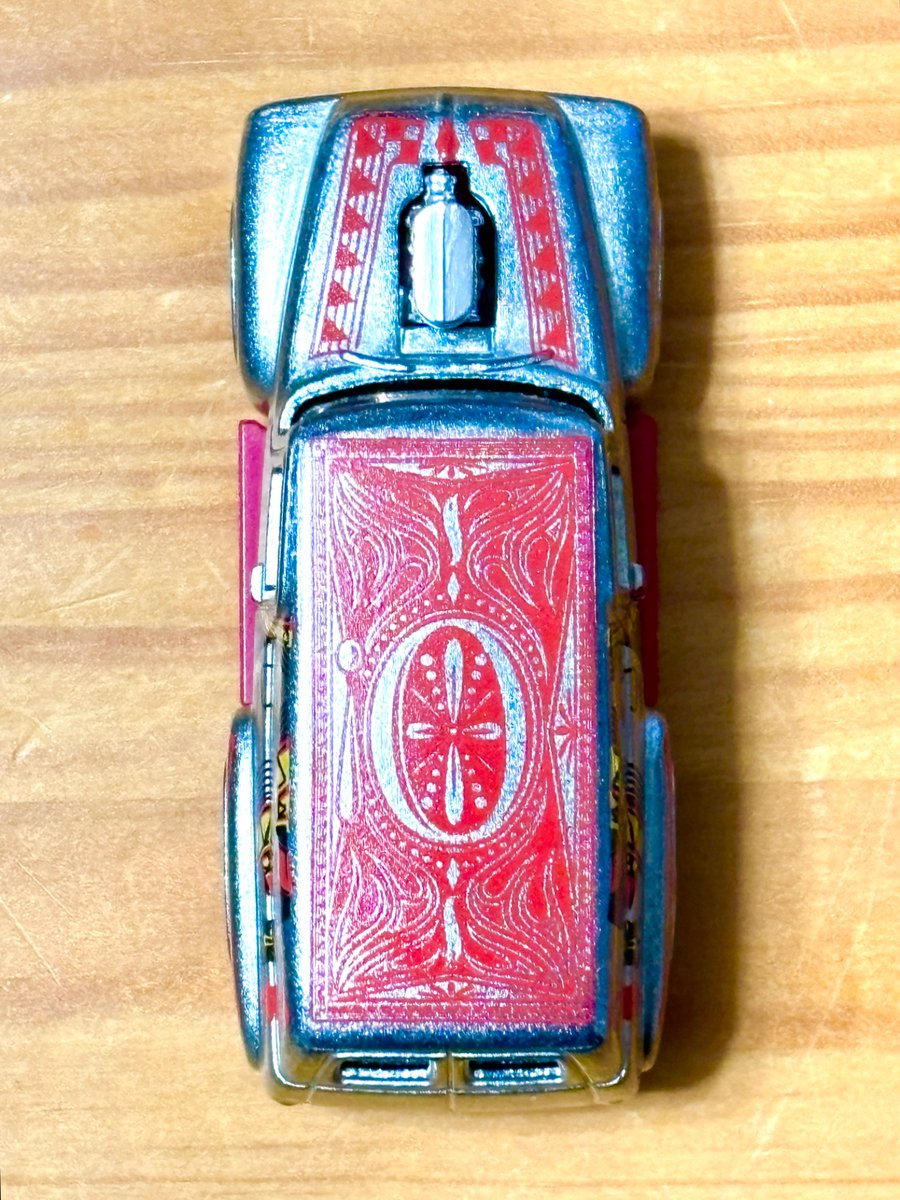 MagnetizingD's tweet image. #ルーフにエグいグラフィック選手権
単色だけどこれも結構気合いの入ったタンポだと思う。
x.com/MagnetizingD/s…