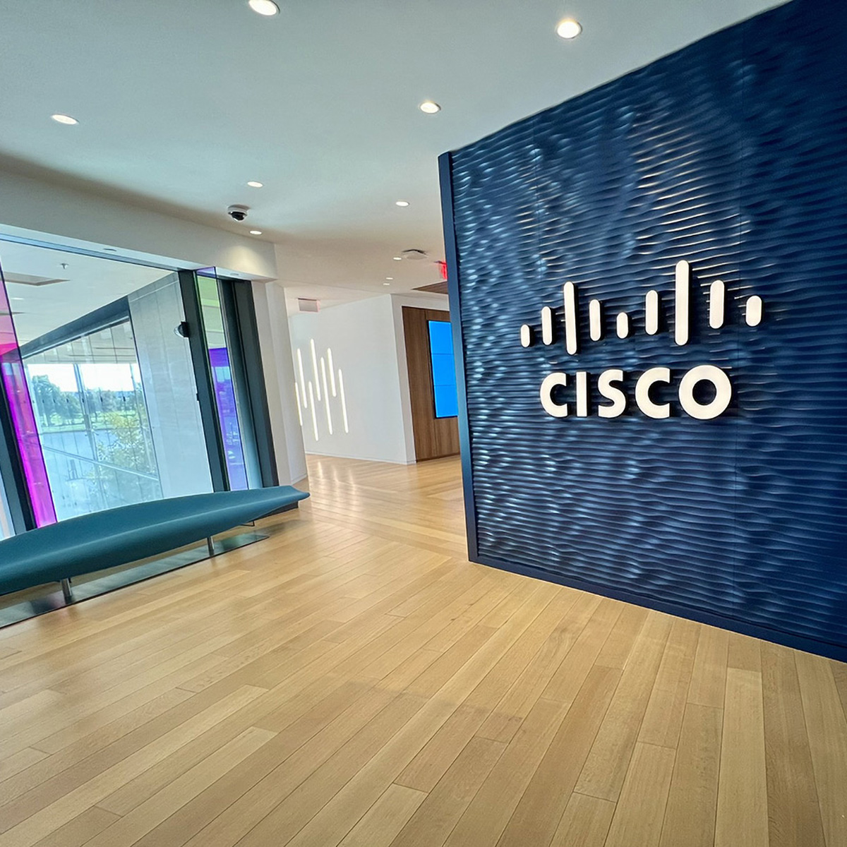 Cisco's tweet image. Our newest Cisco Showcase at The Wharf in DC is a model for future-proofed workplaces and designed for the AI era — secure, adaptable, and ready for what’s next. Learn more 🏢 cs.co/60177iCoz #Innovation