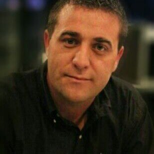 PabloCarranzaOK's tweet photo. Este boludo algún día va a ligar feo en la calle y se va a dejar de hacer el picante por Twitter. Se cree mafioso y es otro lame bolas de Tapia. https://t.co/L6rUYOEau8