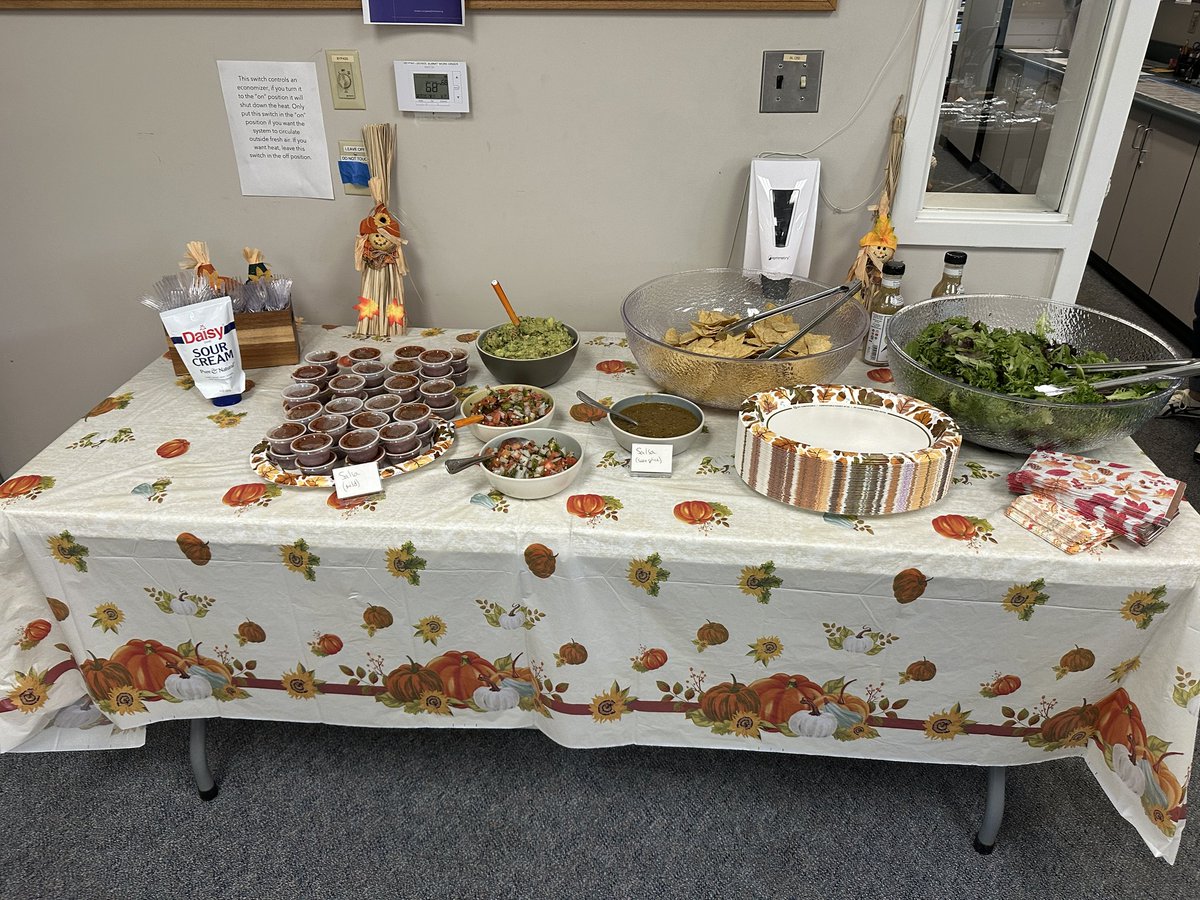 Hall Middle School tweet media