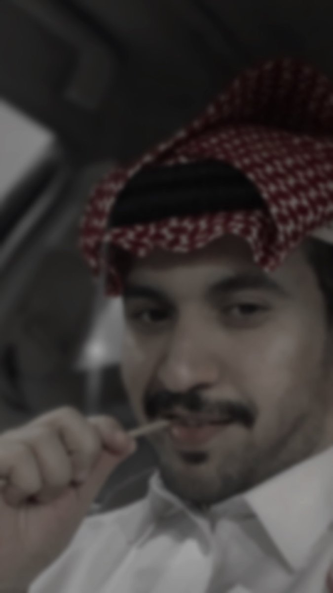 wka771's tweet photo. اللي يعيش الوقت هذا لماذا 
يبلش مع الصاحين خل المجنن

فآواخر الايام ف الوقت هذا
تعامل اللي ماعطا ويتمنن

الناس صارت من بعضها تواذى
وانا نويت ارميبها قبل اقنن https://t.co/EcohU3mtXI