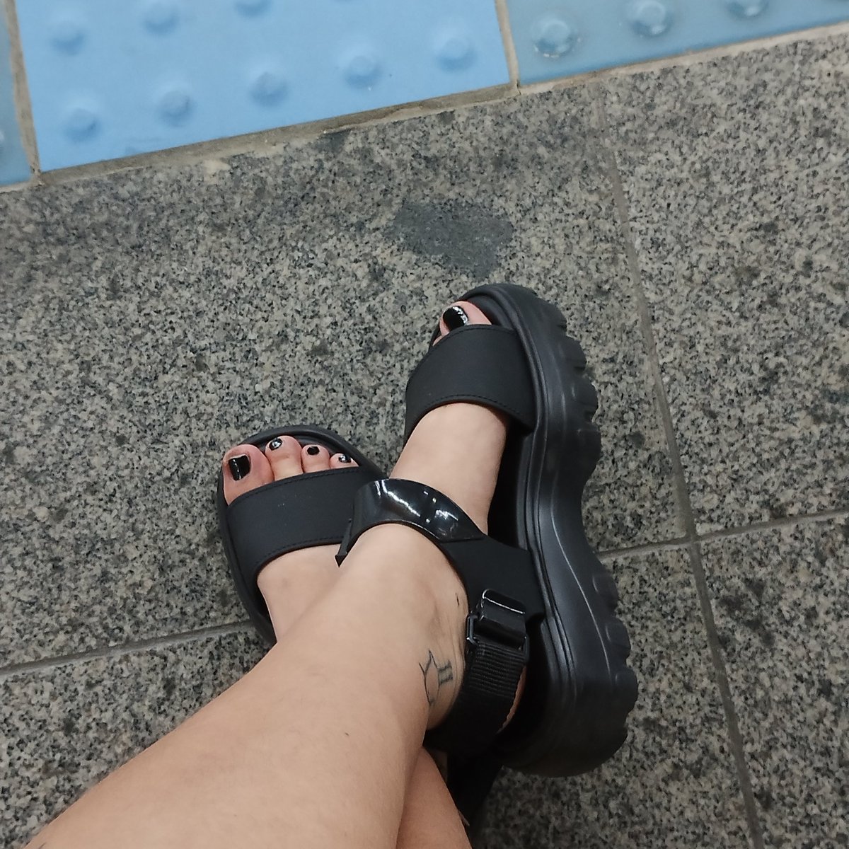 anacoelhvo's tweet image. passei o dia usando ela e NOTA 10 

super confortável, agora vocês tem um feedback