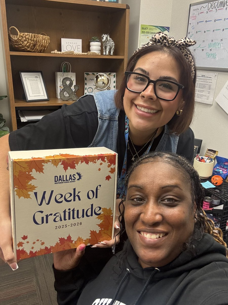Mreytx's tweet photo. Thankful for great leadership! #disd #assistantprincipal @shernandezDISD @QMS_DISD https://t.co/3uIYgCl0eU